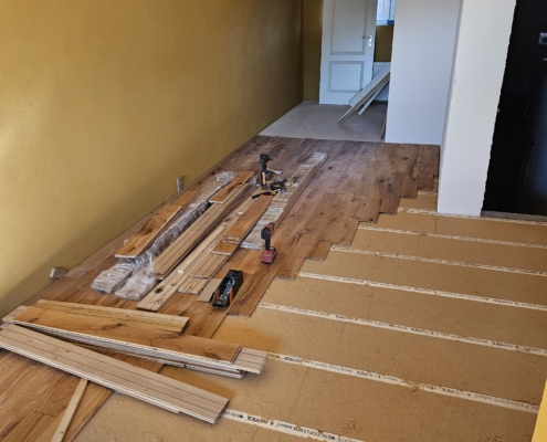 Altbau – Holzfaser Fußbodenaufbau mit Massivholzdiele Eiche